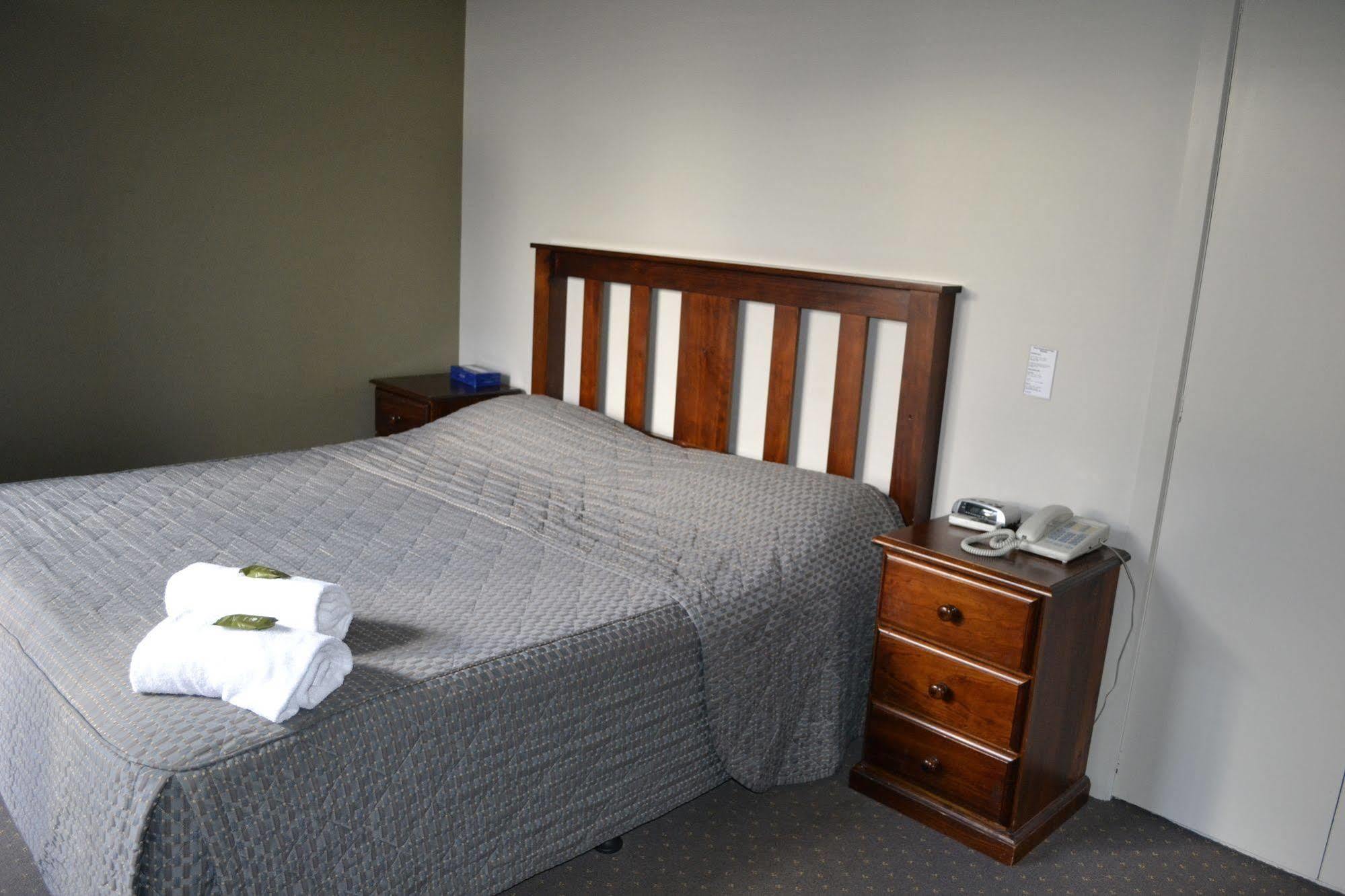 קרוידון Dorset Gardens Hotel מראה חיצוני תמונה